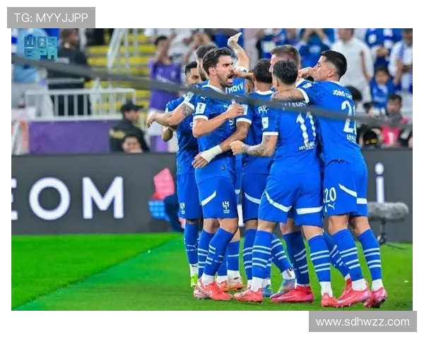 以利雅得新月强势登场全面解析球队核心对阵焦点与胜负关键 以利雅得新月强势登场全面解析球队核心对阵焦点与胜负关键