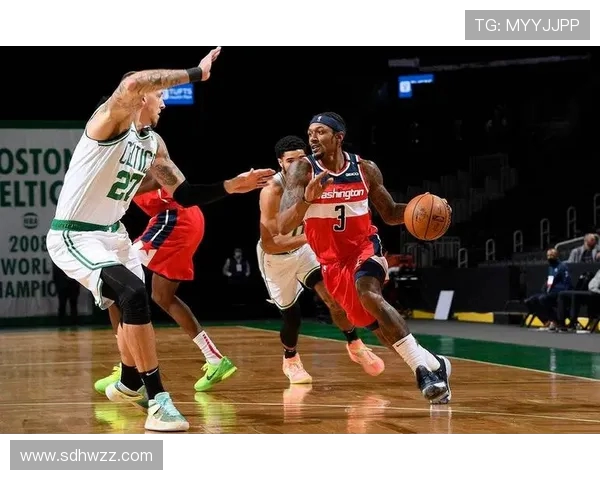 密尔沃基雄鹿全力冲击赛季冠军之路巅峰对决燃爆全场 密尔沃基雄鹿全力冲击赛季冠军之路巅峰对决燃爆全场