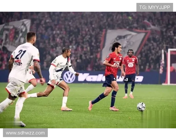 巴黎圣日耳曼迎战劲敌 全力出击力争胜利的背后故事 巴黎圣日耳曼迎战劲敌 全力出击力争胜利的背后故事