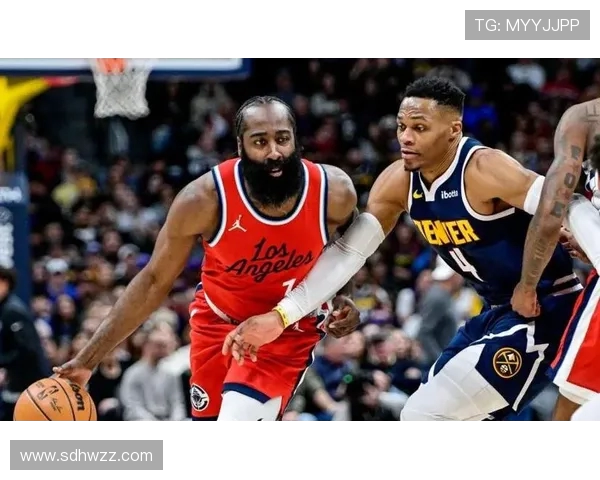 季后赛激战洛杉矶快船对决掘金精彩直播全程回顾与分析